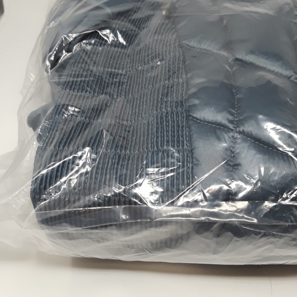 New With Tags Women's Bernardo Women's Quilted Jacket Coat Blue XS - Picture 11 of 12